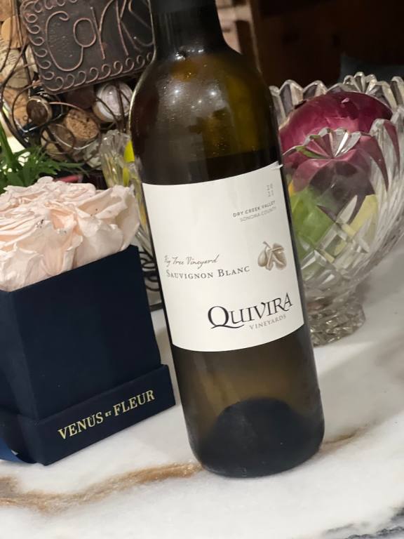 Bottle of Quivera Sauvignon Blanc