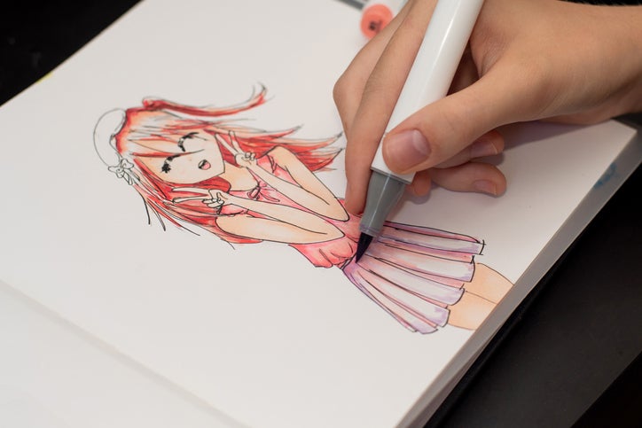 Hand drawing a cute girl anime style sketch with alcohol based sketch drawing markers.