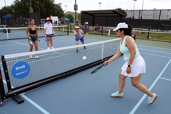 Break The Love And Walmart Host Their First Ultimate Park Day In Dallas