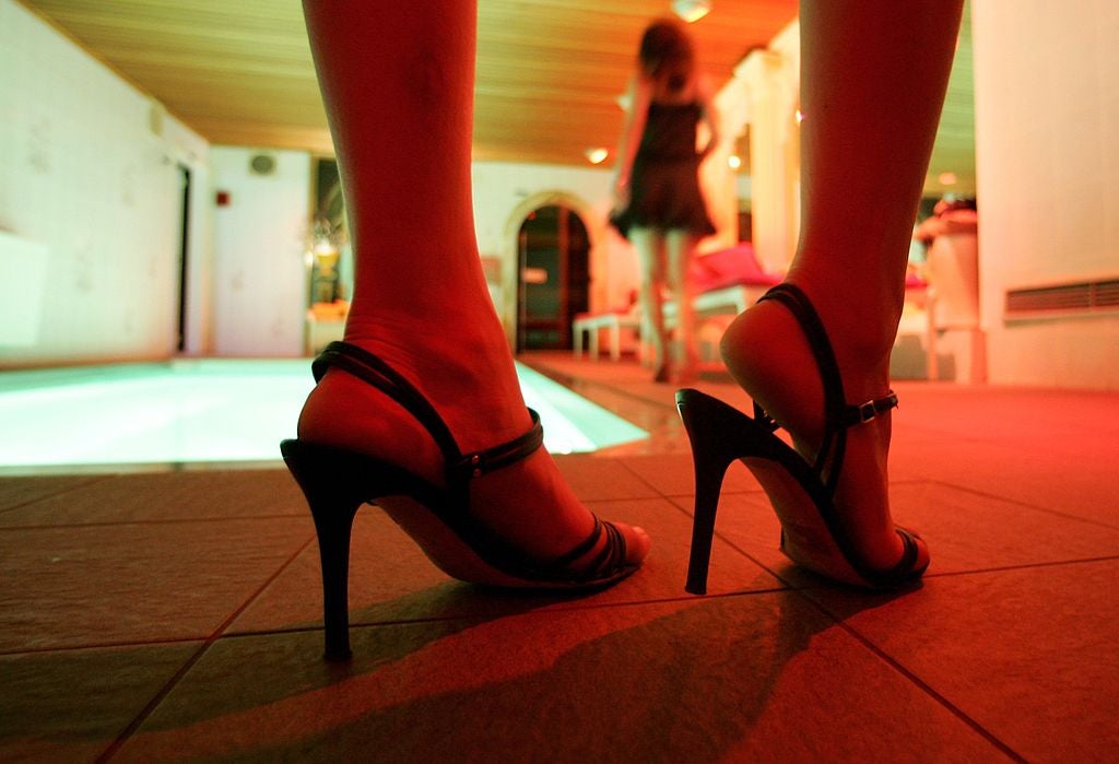 Sex worker in high heels. 'Most Sexually Active Woman' Has Goal To Sleep With 600 People This Year